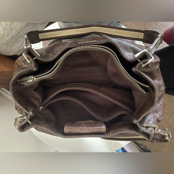 Classic Calvin Klein Brown Leather Purse circa ‘05/‘06 - Picture 6 of 6